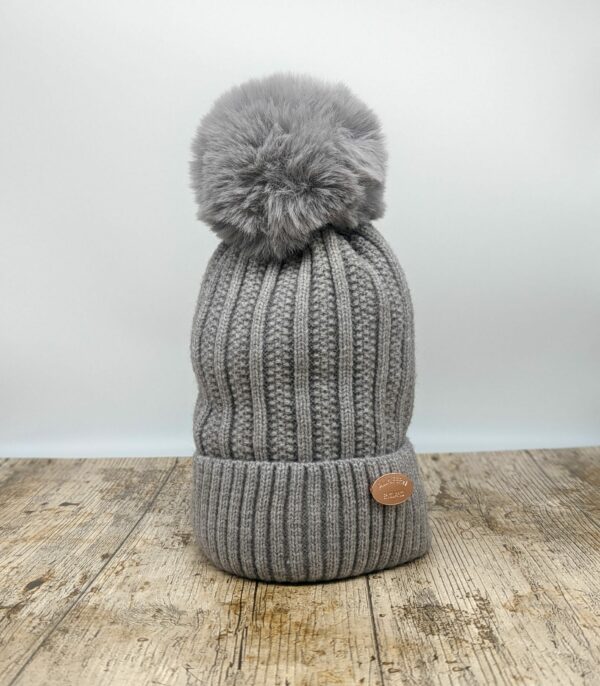 Pom Pom Lined Straight Cable Beanie - Grey