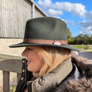 Amelia Signature Badge Fedora - Olive Green